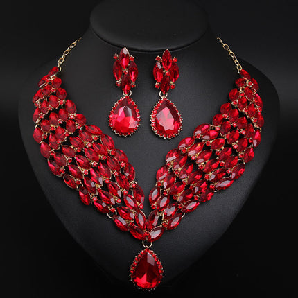 Ensemble collier et boucles d'oreilles en cristal africain