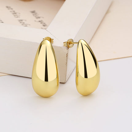 Boucles d'oreilles simples et élégantes en plaqué or
