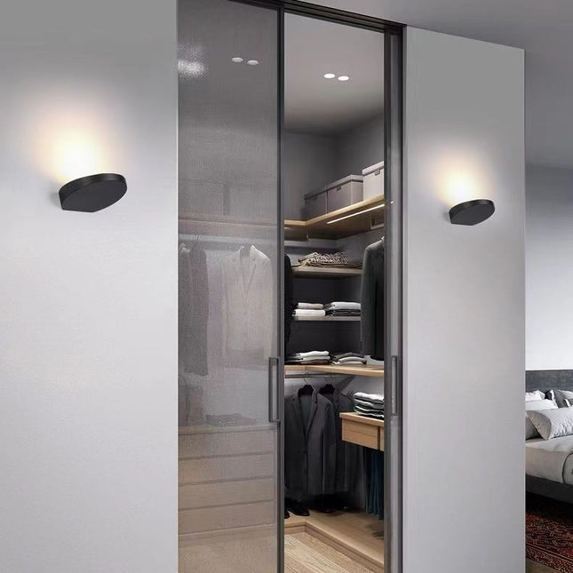 Modern Minimalist Nordic Wall Lamp
