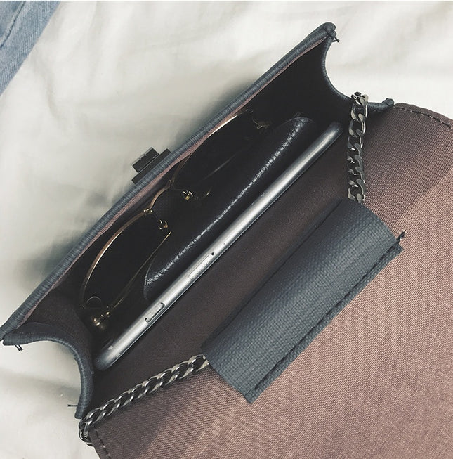 Sac à dos en cuir de couleur pure