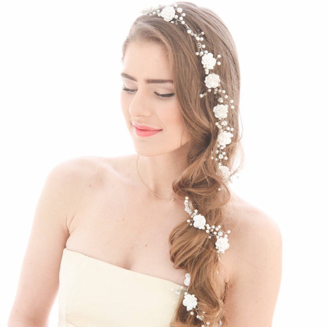 Bijoux pour cheveux de la mariée avec chaîne de mariage