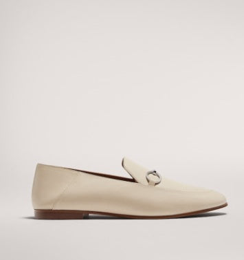 Handcrafted Leather Cream Flats with Rubber Sole and Pointed Toe
