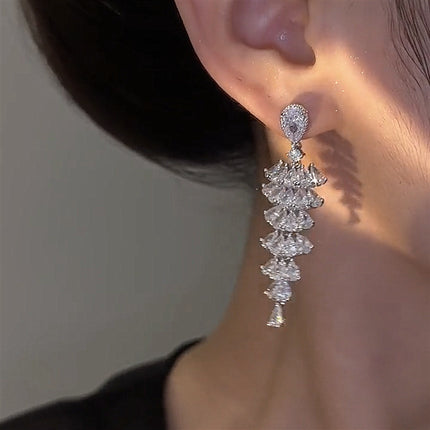 Boucles d'oreilles pendantes en forme de sapin de Noël