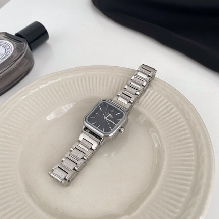Montre à bracelet en acier pour femme