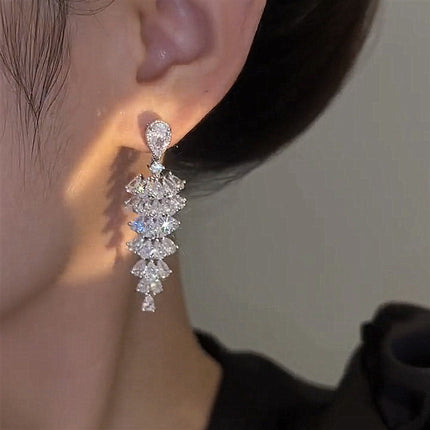 Boucles d'oreilles pendantes en forme de sapin de Noël