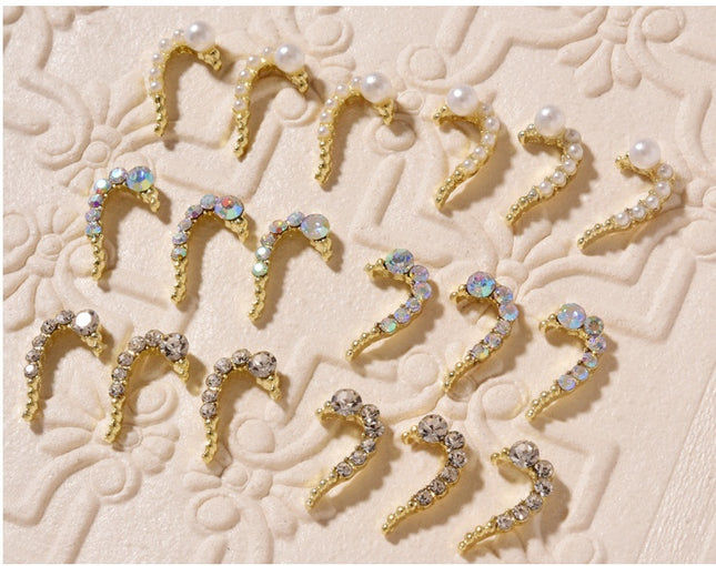 Nail Art DIY Love Heart Alloy Jewelry Nail Piece