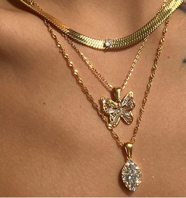 Collier en titane et zircon olive