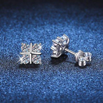 Boucles d'oreilles croix en argent et moissanite – Élégantes et simples