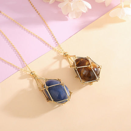 Collier avec pendentif en cristal naturel