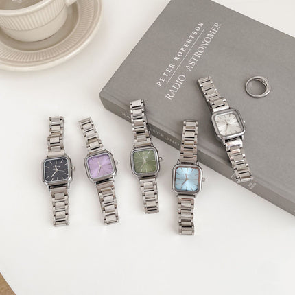 Montre à bracelet en acier pour femme