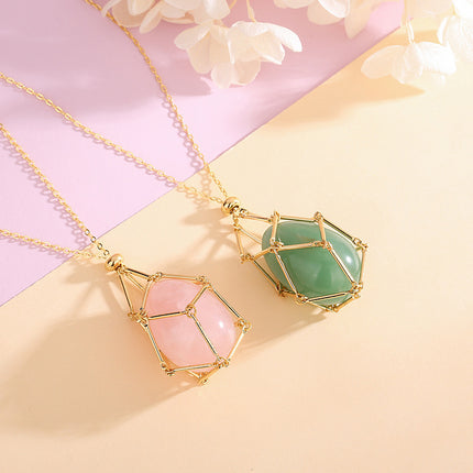 Collier avec pendentif en cristal naturel