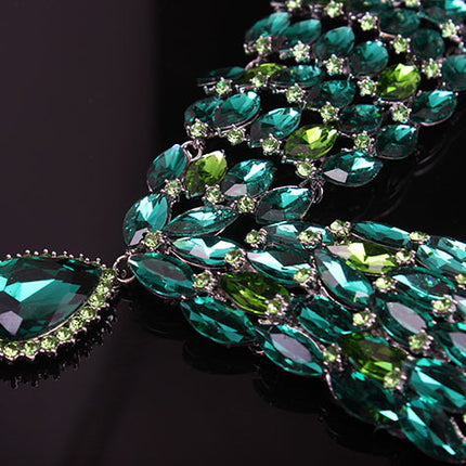 Ensemble collier et boucles d'oreilles en cristal africain